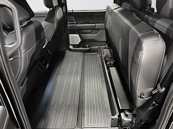 Ford F-150 14 of 30