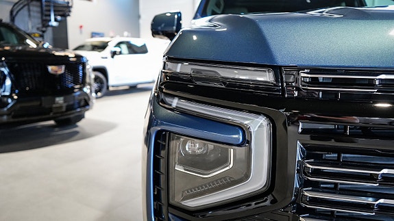 Chevrolet Suburban 13 of 30