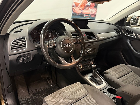 Audi Q3 10 of 25