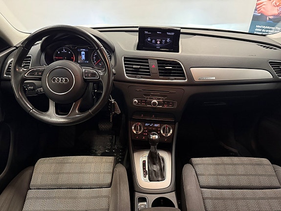 Audi Q3 14 of 25