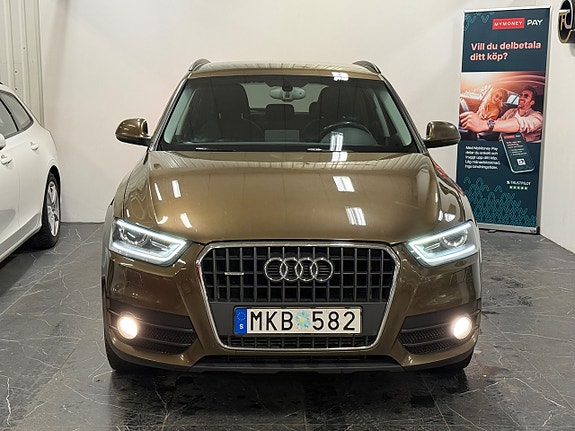 Audi Q3 2 of 5