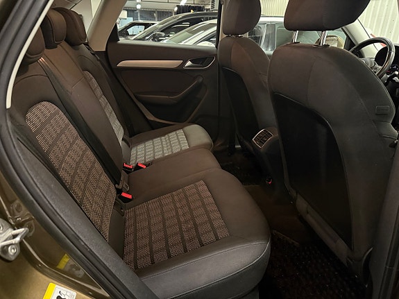Audi Q3 20 of 25