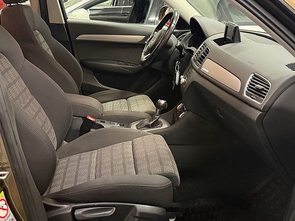 Audi Q3 22 of 25