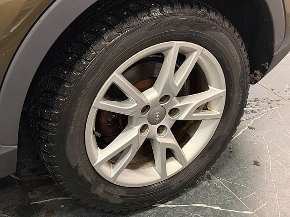 Audi Q3 25 of 25