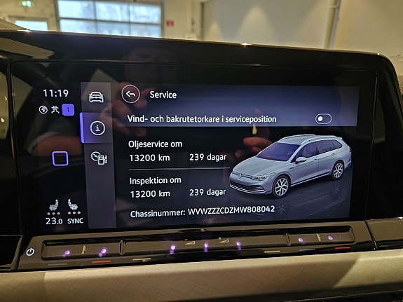 Volkswagen Golf I 21 of 27