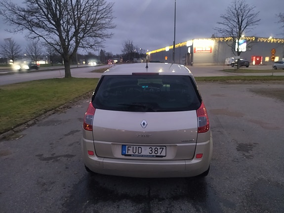 Renault Scenic II 6 of 15