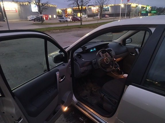 Renault Scenic II 13 of 15