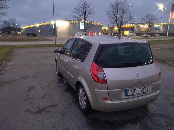 Renault Scenic II 8 of 15