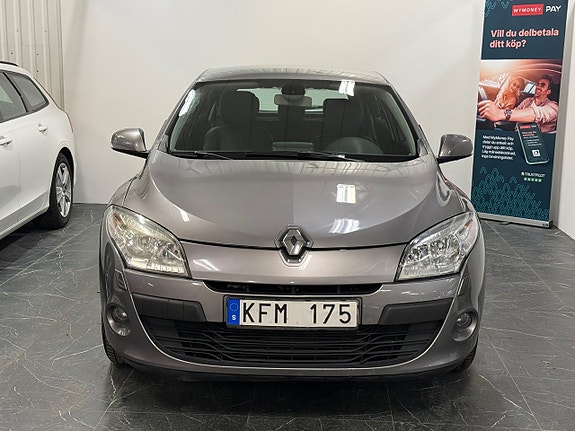 Renault Megane 2 of 25