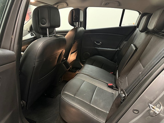 Renault Megane 21 of 25