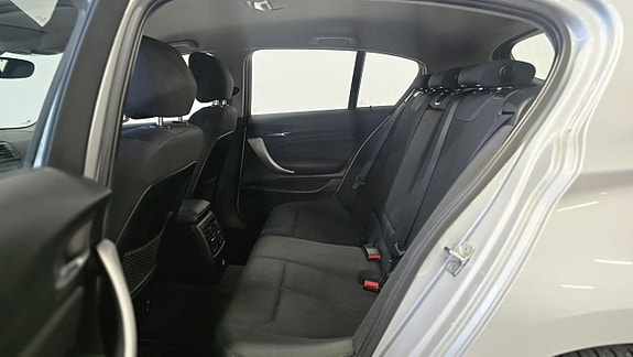 BMW 116d 16 of 16