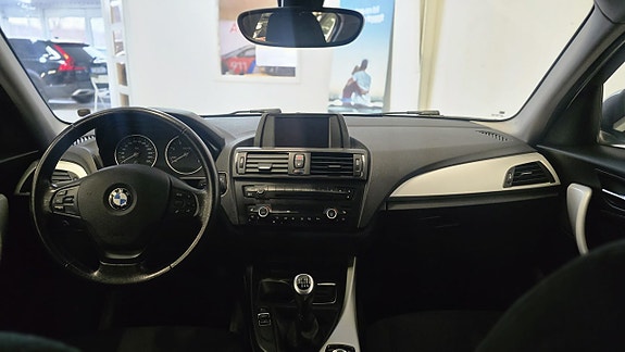 BMW 116d 6 of 16