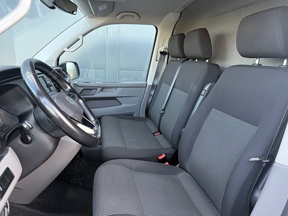 Volkswagen Transporter 21 of 29