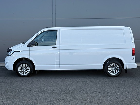 Volkswagen Transporter 12 of 29