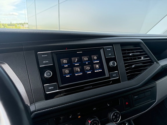 Volkswagen Transporter 27 of 29