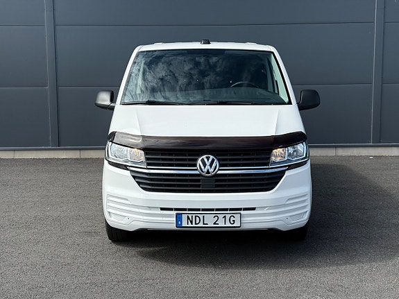 Volkswagen Transporter 2 of 27