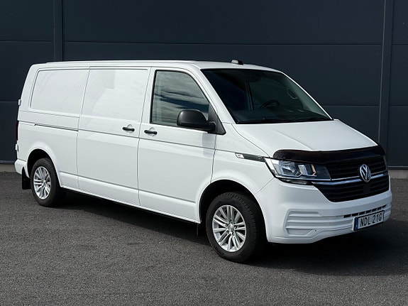 Volkswagen Transporter 3 of 27