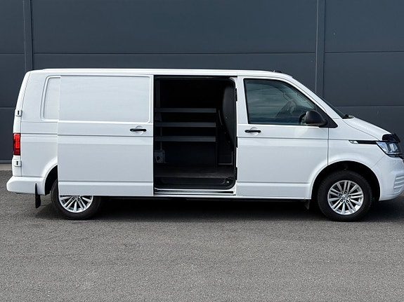 Volkswagen Transporter 6 of 27