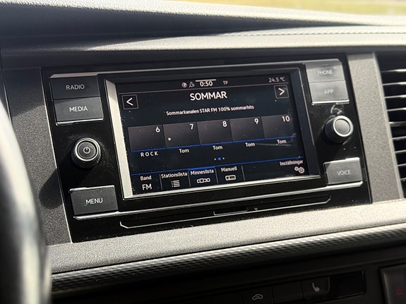Volkswagen Transporter 25 of 27