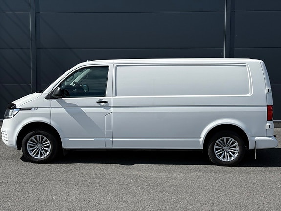 Volkswagen Transporter 13 of 27