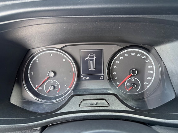 Volkswagen Transporter 24 of 29