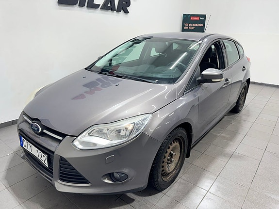 Ford Focus 12 of 16