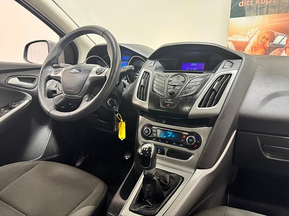 Ford Focus 11 of 16
