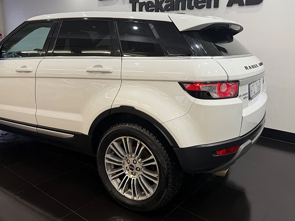 Land Rover Range Rover Evoque 4 of 5