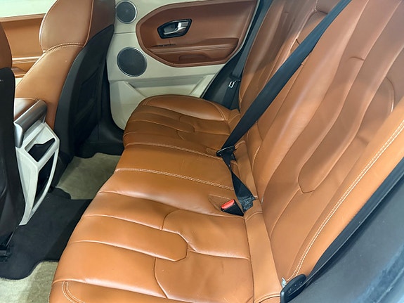 Land Rover Range Rover Evoque 5 of 5