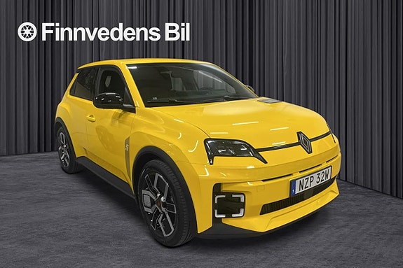 Renault 5 E-Tech 5 of 5