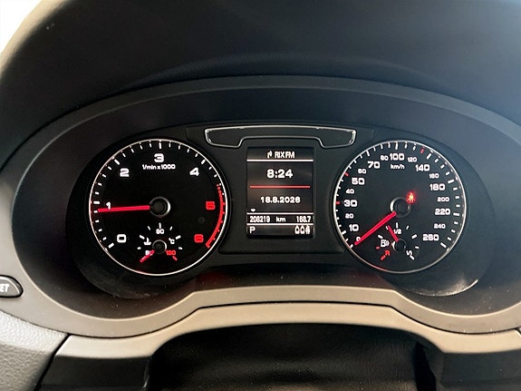 Audi Q3 8 of 19