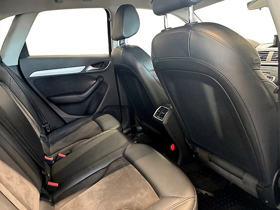 Audi Q3 15 of 19