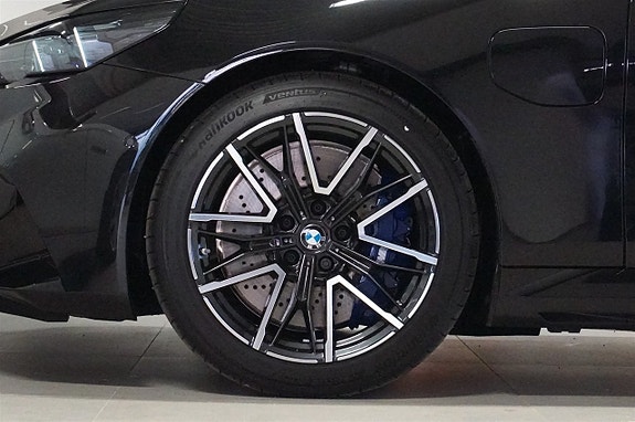 BMW M5 2 of 28