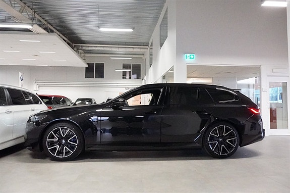 BMW M5 3 of 28