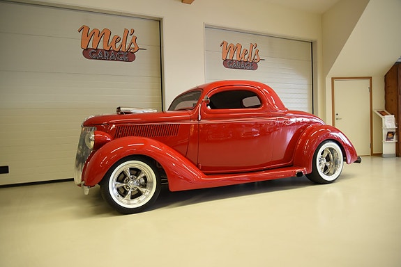 Ford Model 68 25 of 30