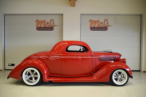 Ford Model 68 4 of 5