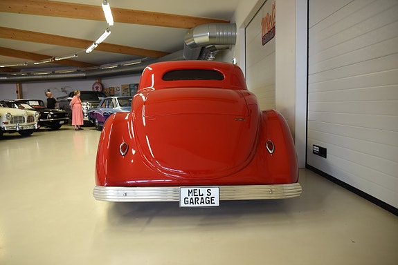 Ford Model 68 29 of 30