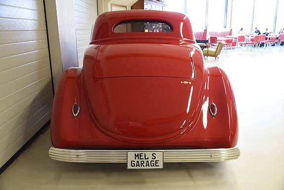 Ford Model 68 6 of 30