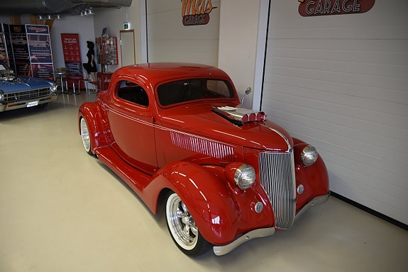 Ford Model 68 9 of 30