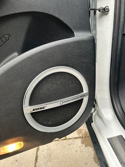 Renault Scenic XMod 10 of 11