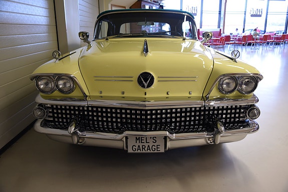 Buick Limited 4 of 30