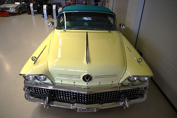 Buick Limited 10 of 30