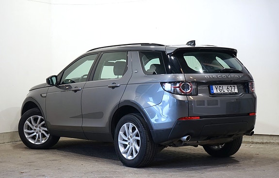 Land Rover Discovery Sport 3 of 5