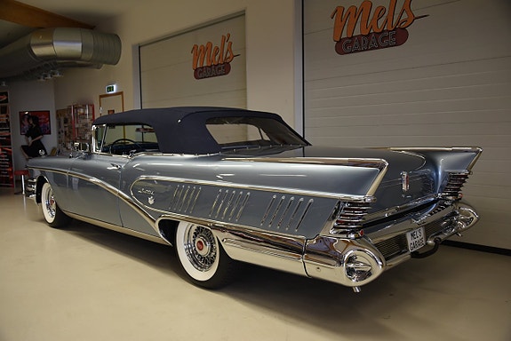 Buick Limited 7 of 30