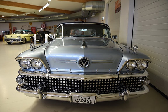 Buick Limited 4 of 30