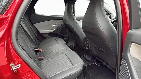 Ford Explorer 5 of 12