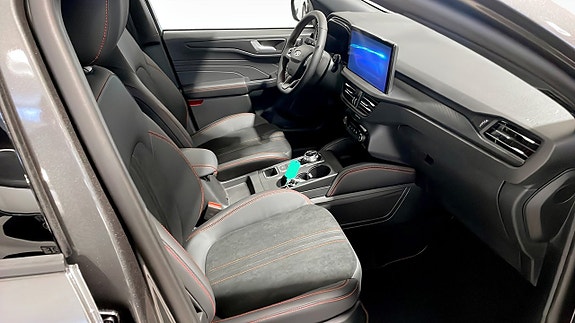 Ford Kuga 3 of 5