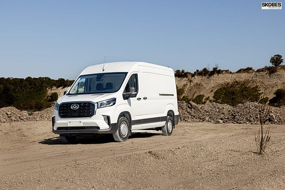 Maxus Deliver 9 4 of 13