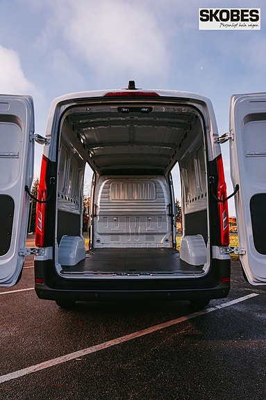 Maxus Deliver 9 10 of 13