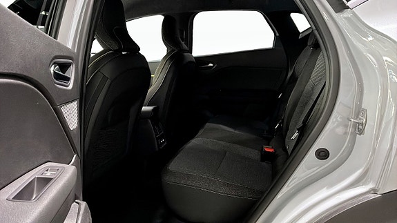 Renault Captur 20 of 23
